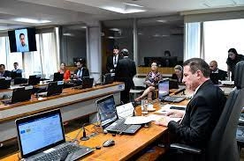 Vai à Câmara incentivo à empresa que contratar idoso