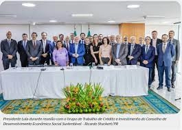 Grupo de empresários entrega propostas para melhorar acesso ao crédito