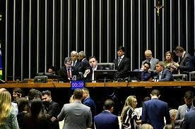 Congresso derruba veto à desoneração da folha para 17 setores da economia