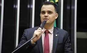 Projeto inclui vítimas de desastres nas prioridades da restituição do Imposto de Renda