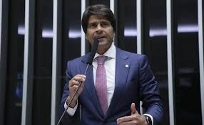 Câmara aprova nova versão de projeto que uniformiza aplicação de juros para dívidas contratuais