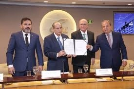 FENACON, CNC e MEMP assinam acordo de cooperação técnica