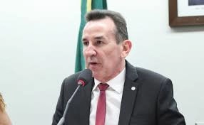 Comissão aprova limite de renda maior para que caminhoneiro seja considerado microempreendedor individual