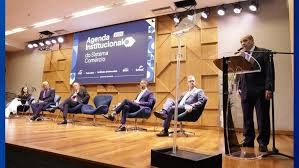 FENACON marca presença na entrega da Agenda Institucional do Sistema Comércio 2025