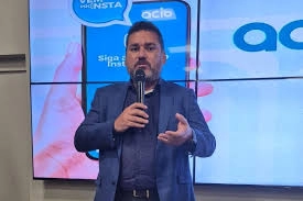 Presidente da FENACON participa de evento na Associação Comercial e Industrial de Barueri (SP)