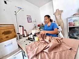 Lucro dos pequenos negócios atinge recorde em 2024, aponta estudo da FGV