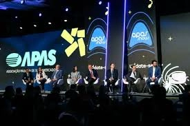 Supermercados defendem contrato de trabalho por hora