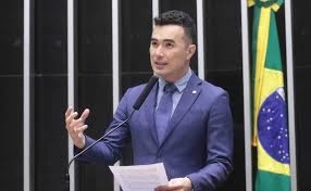 Projeto inclui engenheiros em órgãos das juntas comerciais