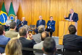 Sancionado projeto que beneficia micro e pequenas empresas exportadoras