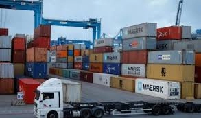 Governo prorroga em um ano o ‘drawback’ para empresas afetadas por tarifaço