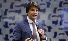 Reforma administrativa: propostas modificam contratos temporários, gratificações e concursos