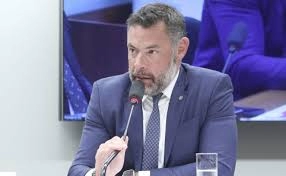 Comissão de Constituição e Justiça aprova dedução no Imposto de Renda de gastos com remédios para autismo