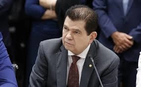 Comissão de Finanças aprova relatório que prevê redução gradual de benefícios tributários