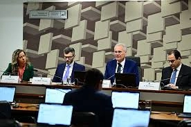 Debatedores afirmam que isenção do IR será positiva para a economia