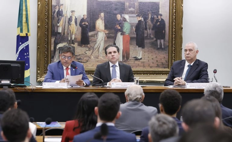 Especialistas condenam a chamada pejotização do trabalho