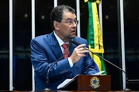 Senado aprova projeto que permite atualização de valor de imóvel no IR