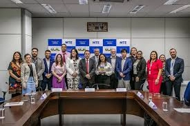 Governo lança novo canal digital para simplificar serviços a trabalhadores e empresas