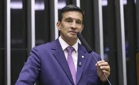 Projeto fixa prazo de 30 dias para análise de isenção de IR por doença grave