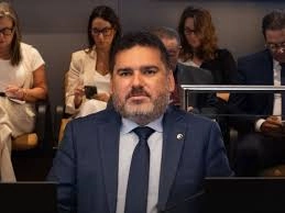 Presidente da FENACON apresenta resultados do programa “FENACON em Orlando” na reunião de diretoria da CNC