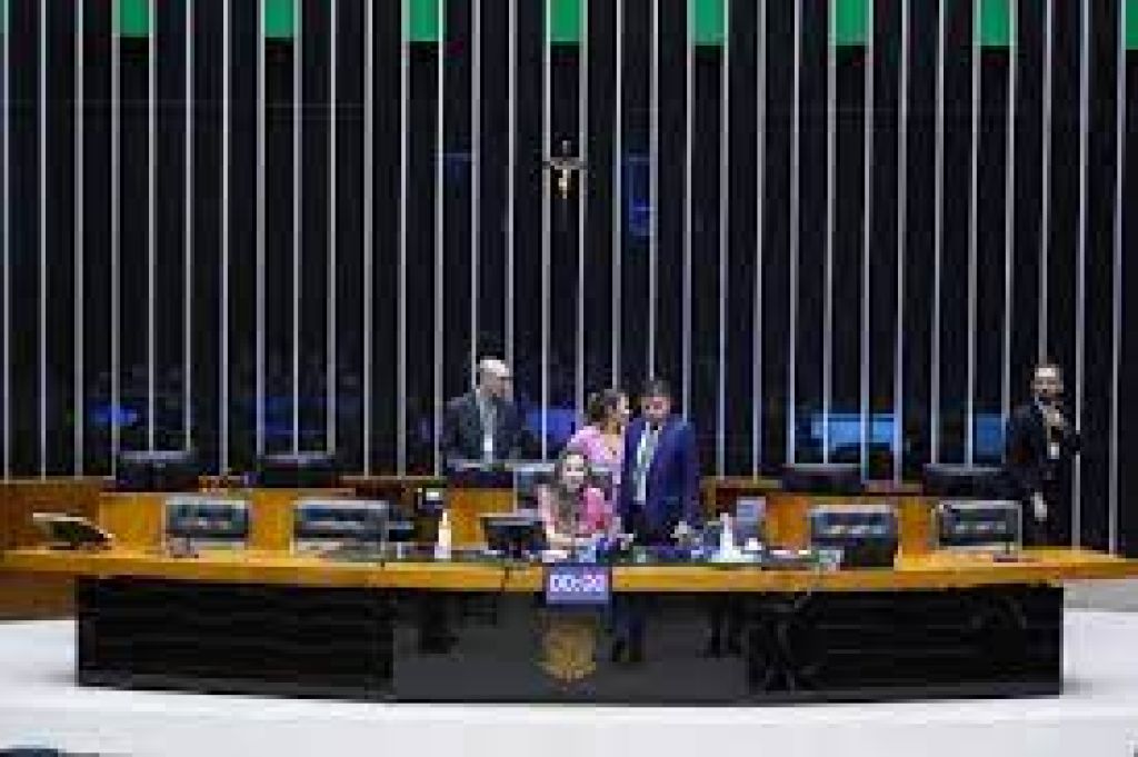 Câmara aprova projeto que destina R$ 2 bi às Santas Casas