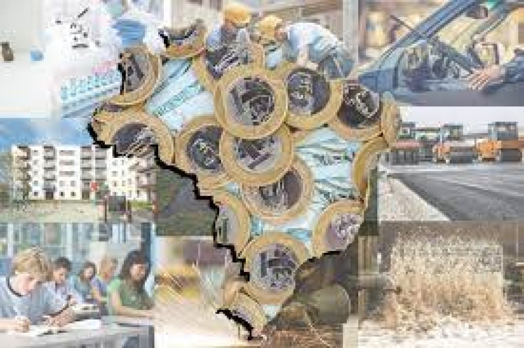 Governo encaminha projeto da LDO 2023 com déficit de R$ 65,9 bi e salário mínimo de R$ 1.294
