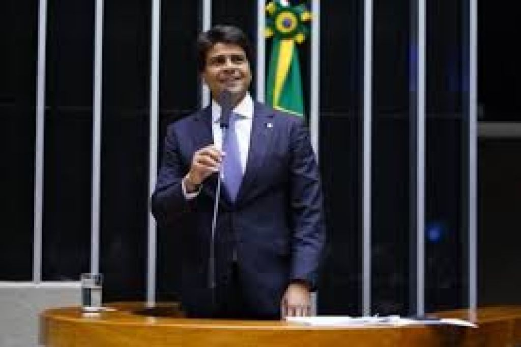 Câmara aprova MP sobre benefício fiscal para remessa de recursos ao exterior