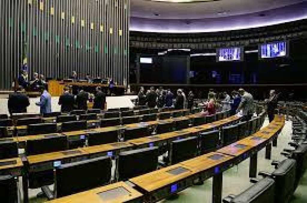 Congresso promulgará emenda que restabelece benefícios tributários para setor de informática