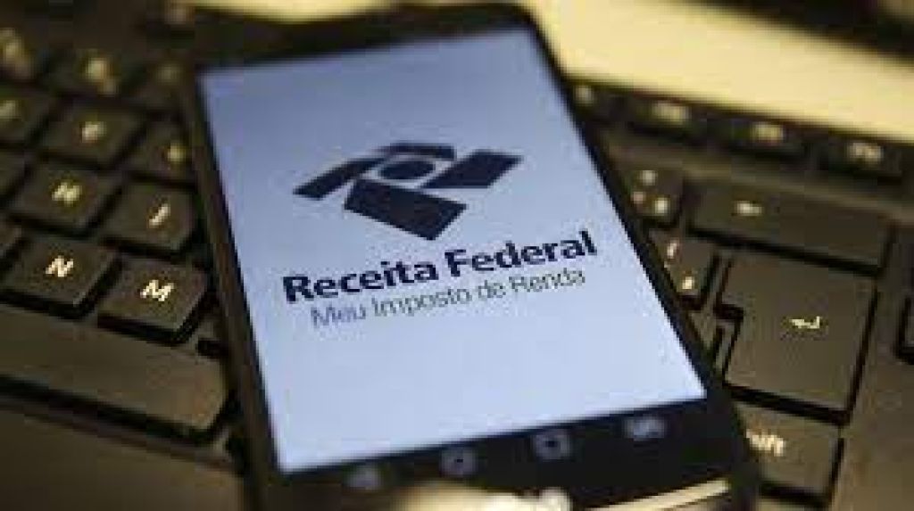 Prazo para entrega da declaração do Imposto de Renda termina nesta terça (31)