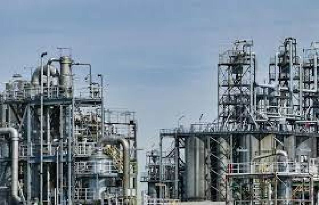 Sancionado novo regime tributário do setor petroquímico
