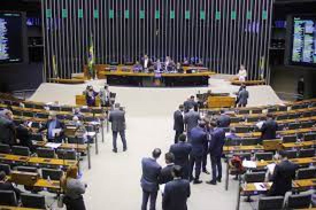 Câmara pode votar na segunda-feira a MP do marco legal da securitização