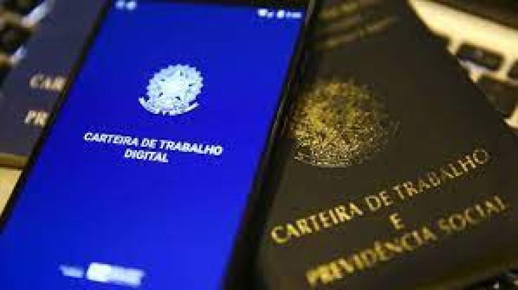 Novas regras de home office e trabalho por produção entraram em vigor nesta segunda (28)