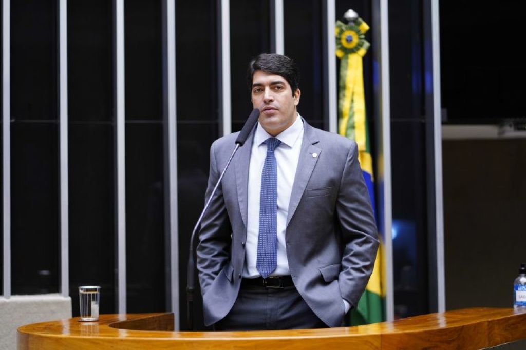 Comissão rejeita criação linhas de crédito para microempresas com juro zero