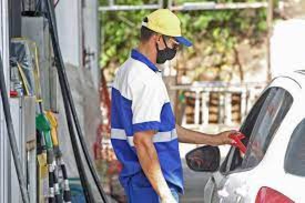 Medida provisória ajusta uso de créditos tributários por produtores e vendedores de combustíveis