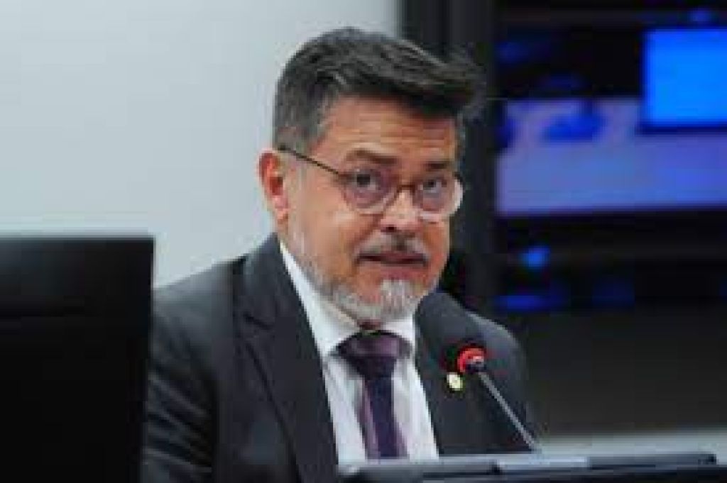 Comissão debate projetos de lei que beneficiam santas casas