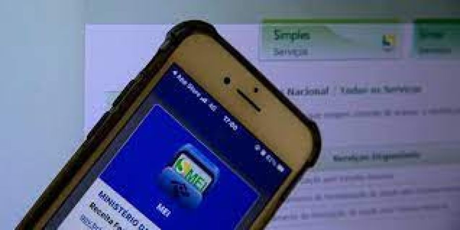 Trabalhador que atua como MEI tem de calcular lucro e fazer duas declarações de Imposto de Renda