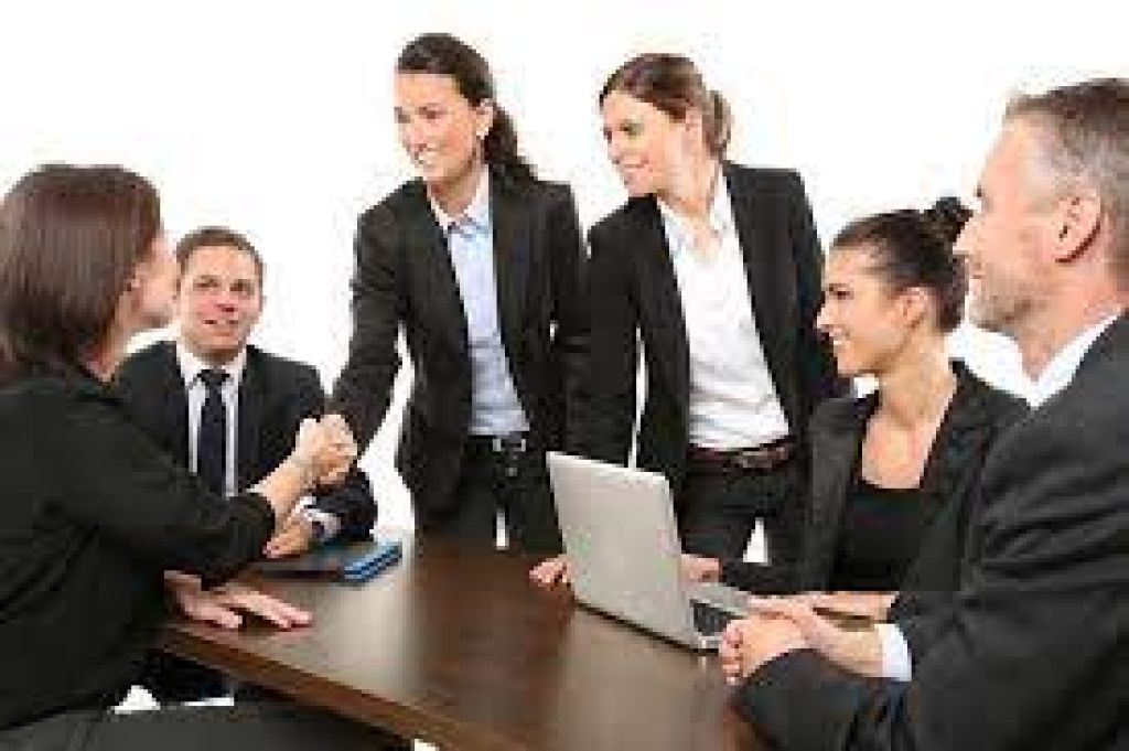 Na contramão da aceleração, serviços para empresas crescem 5% neste ano