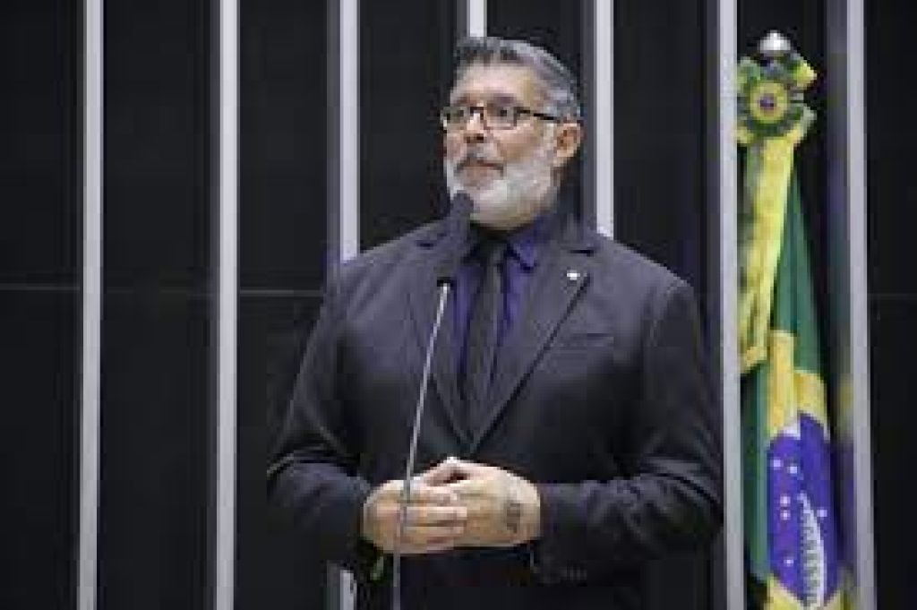 Projeto determina a cobrança do Imposto de Importação em todas as compras eletrônicas
