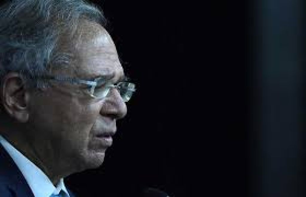 Guedes promete unificar data de pagamento de tributos das empresas