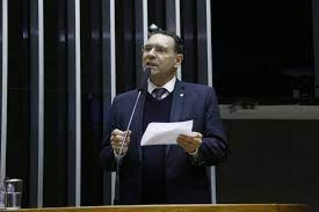 Comissão aprova mudança em benefícios fiscais para empresas que investem em ciência e tecnologia