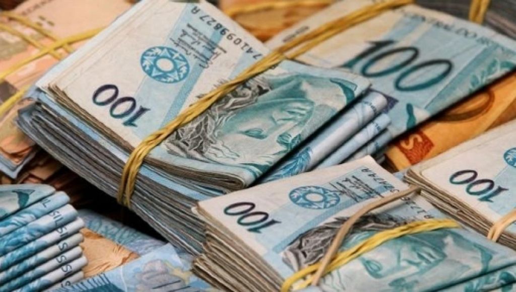 Deputado apresenta requerimento para inclusão da proposta que beneficia MEIS