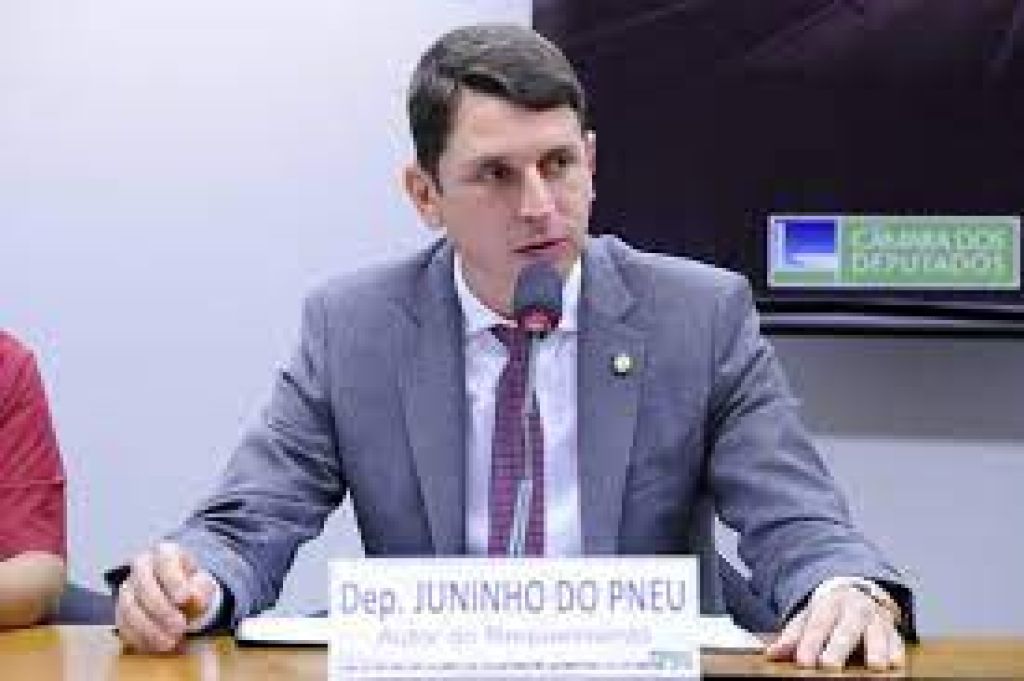 Projeto permite deduzir do Imposto de Renda doações feitas a fundos da juventude